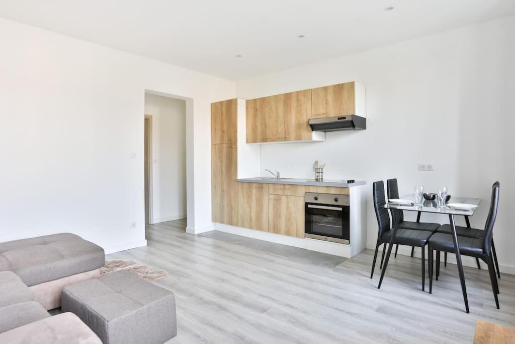 Suite Lumineux Et Moderne, Parking Gratuit, Mulhouse Centre エクステリア 写真